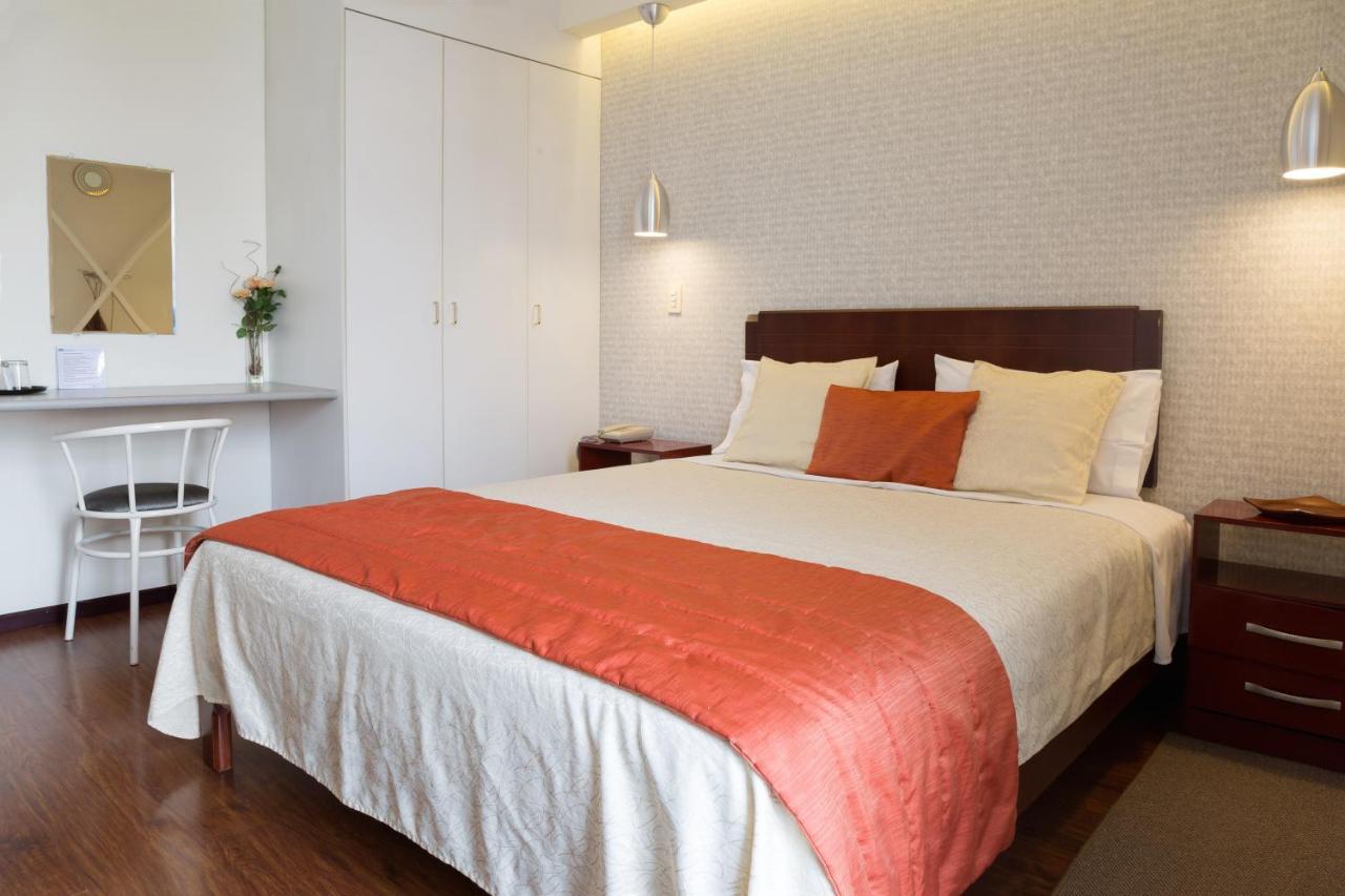 Suites Metropoli Quito Exteriör bild