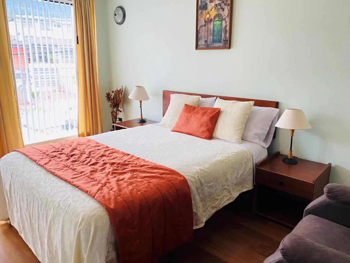 Suites Metropoli Quito Exteriör bild