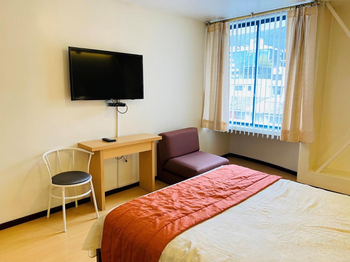 Suites Metropoli Quito Exteriör bild