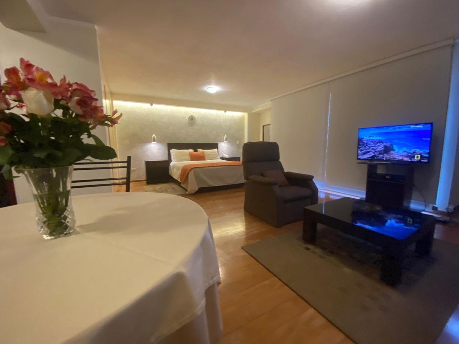 Suites Metropoli Quito Exteriör bild