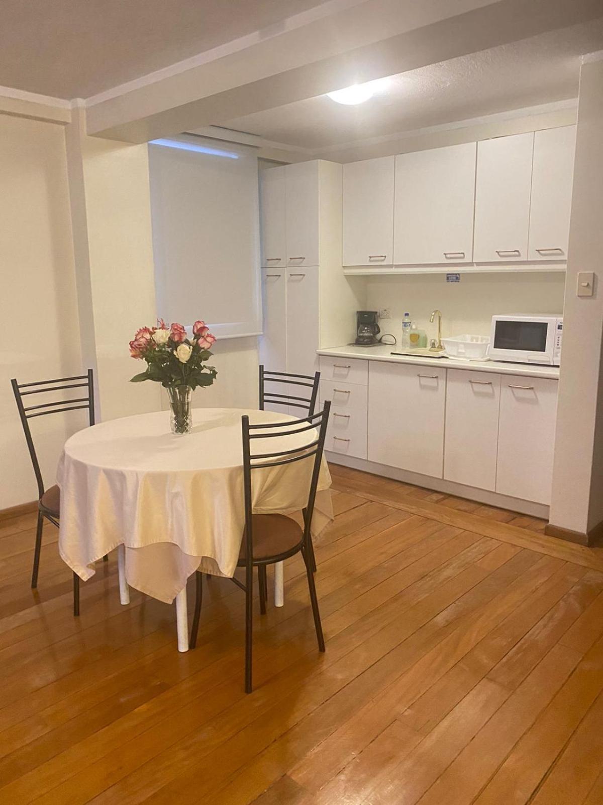 Suites Metropoli Quito Exteriör bild