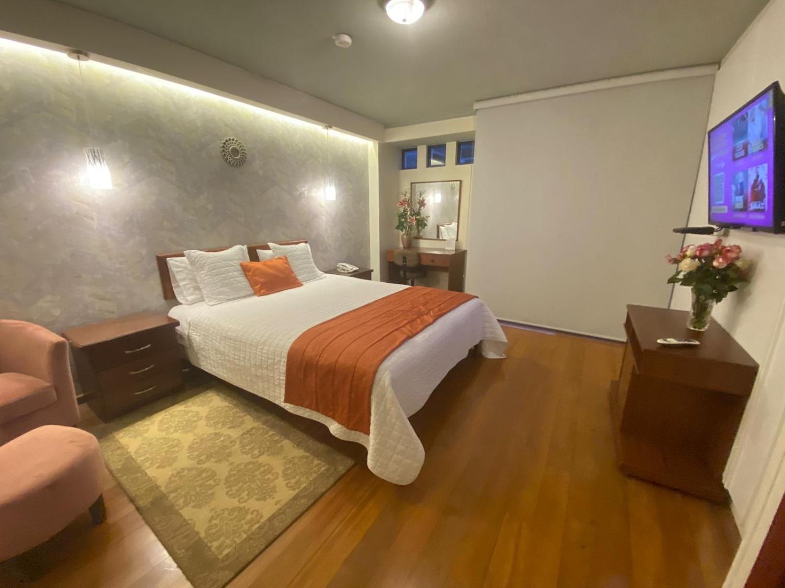 Suites Metropoli Quito Exteriör bild