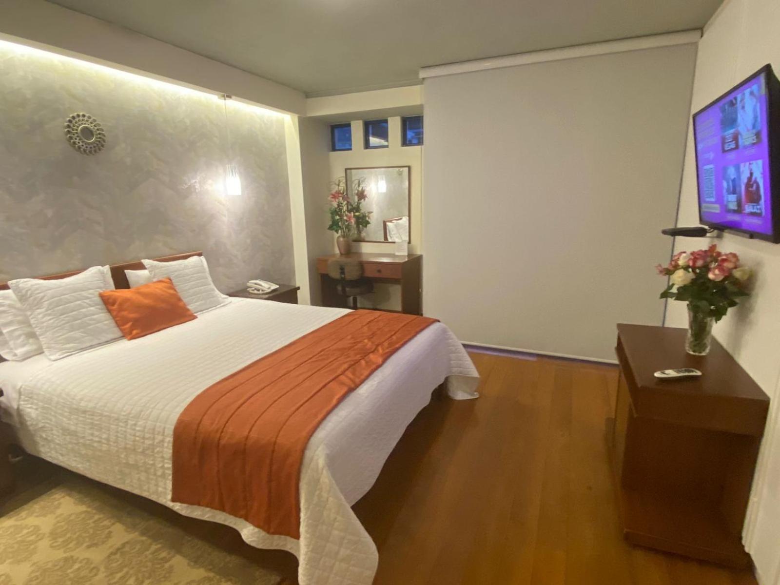 Suites Metropoli Quito Exteriör bild