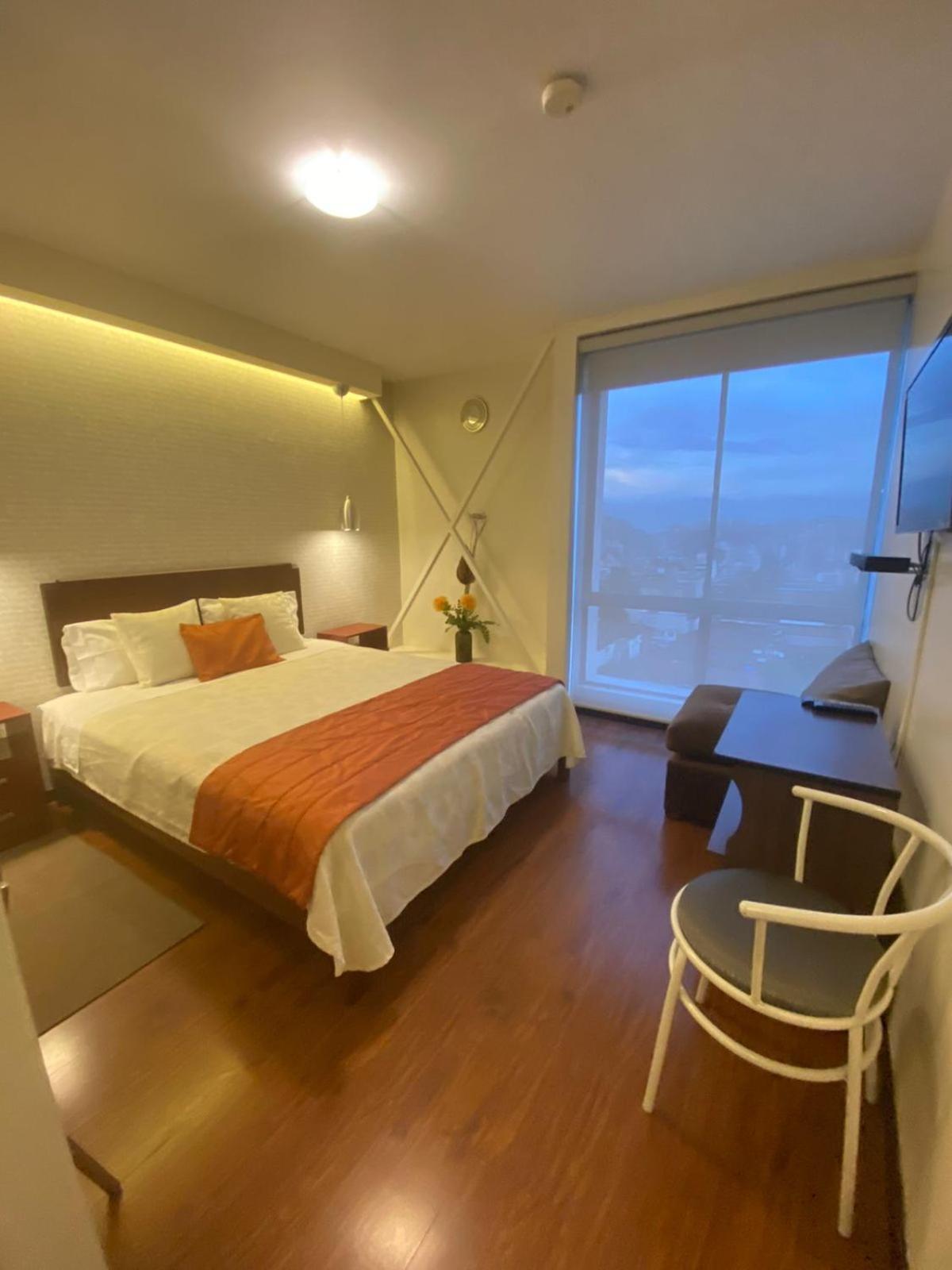 Suites Metropoli Quito Exteriör bild