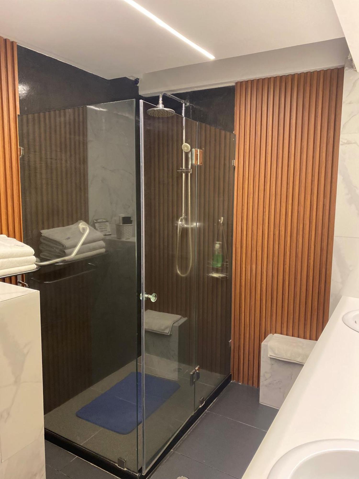 Suites Metropoli Quito Exteriör bild