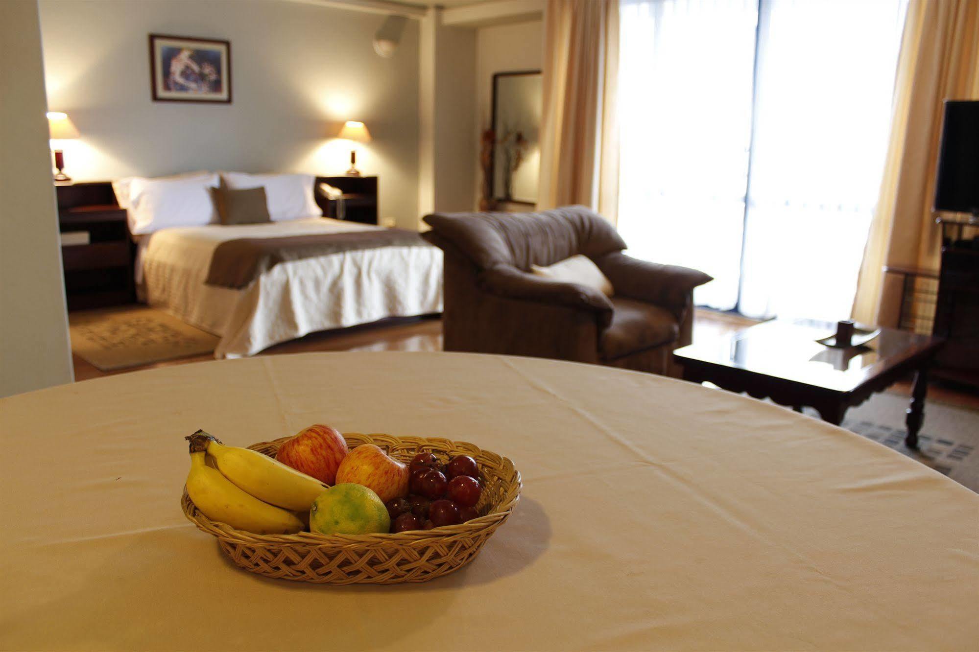 Suites Metropoli Quito Exteriör bild