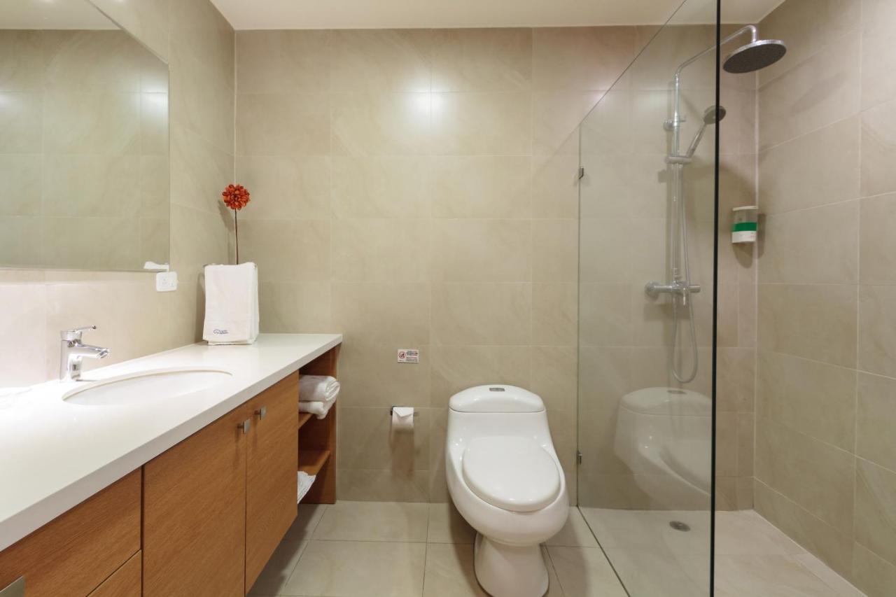 Suites Metropoli Quito Exteriör bild